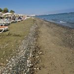 Crews clean Oroklini beach after oil spill