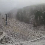 Gridlock grips Troodos as holiday crowds and broken-down vehicle stall traffic
